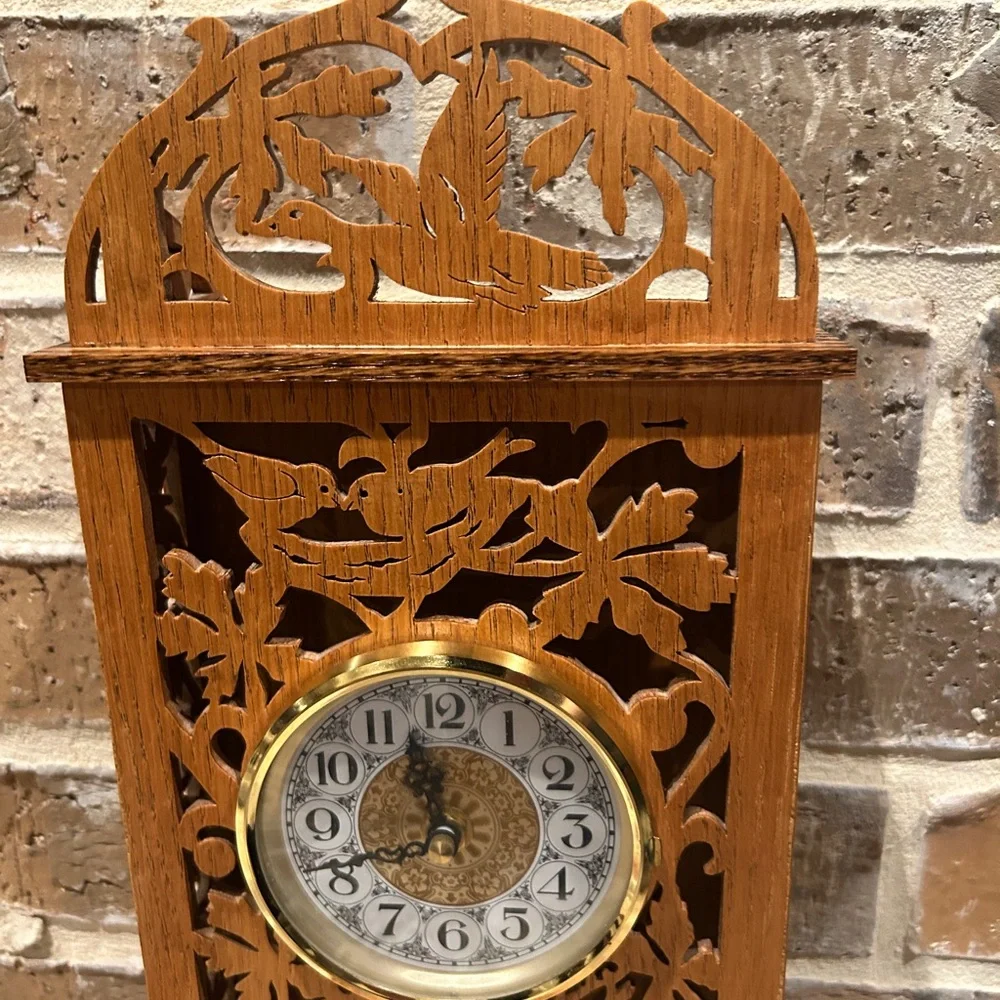 Elegant Brown Wooden Mantel Clock